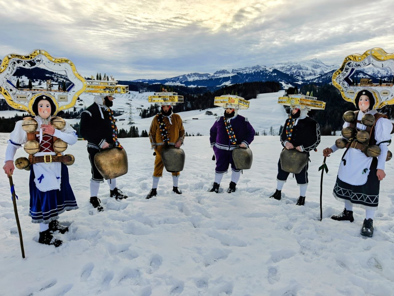 Silvesterchlausen – Appenzeller Brauchtum im Schnee